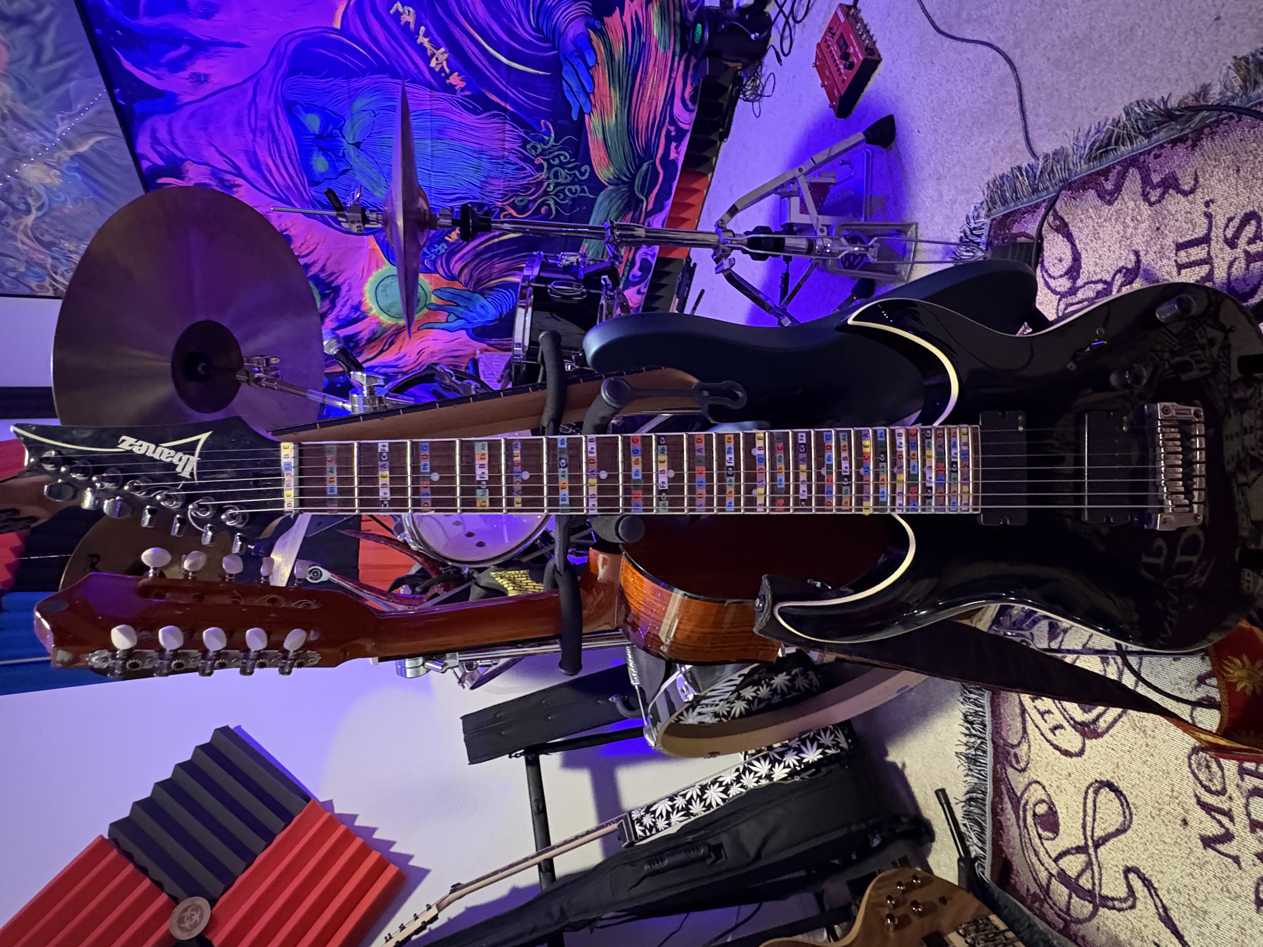 7 strings electric guitar